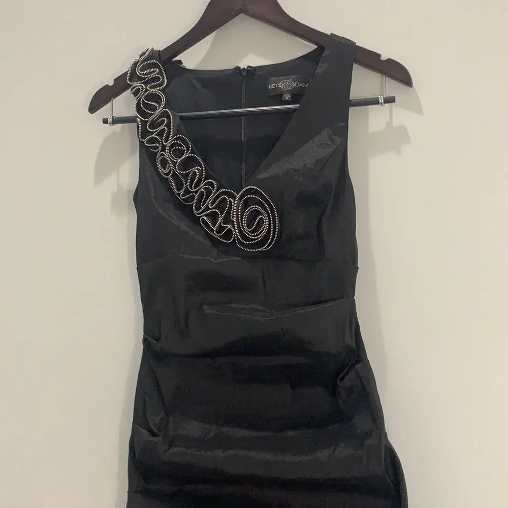 Betsy & Adam Women’s black with rose design sleeveless knee length dress size 4 - Picture 6 of 9